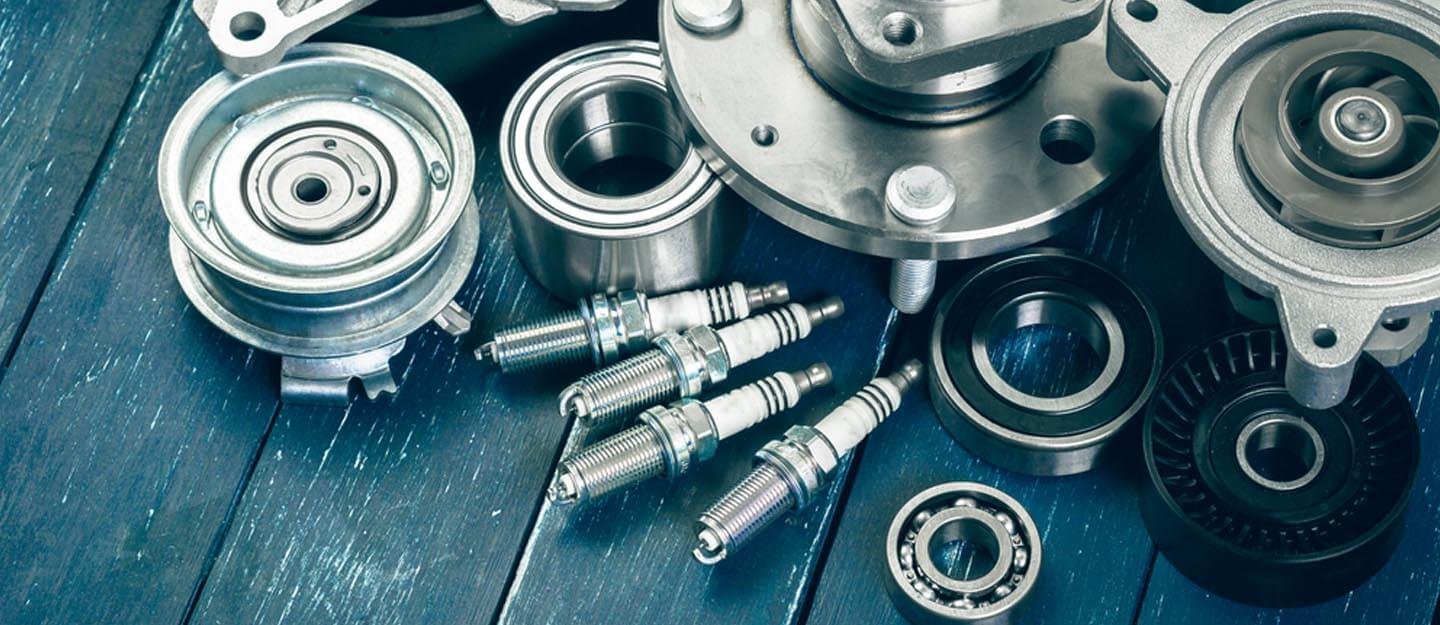 Mercedes replacement component checked against the removed part