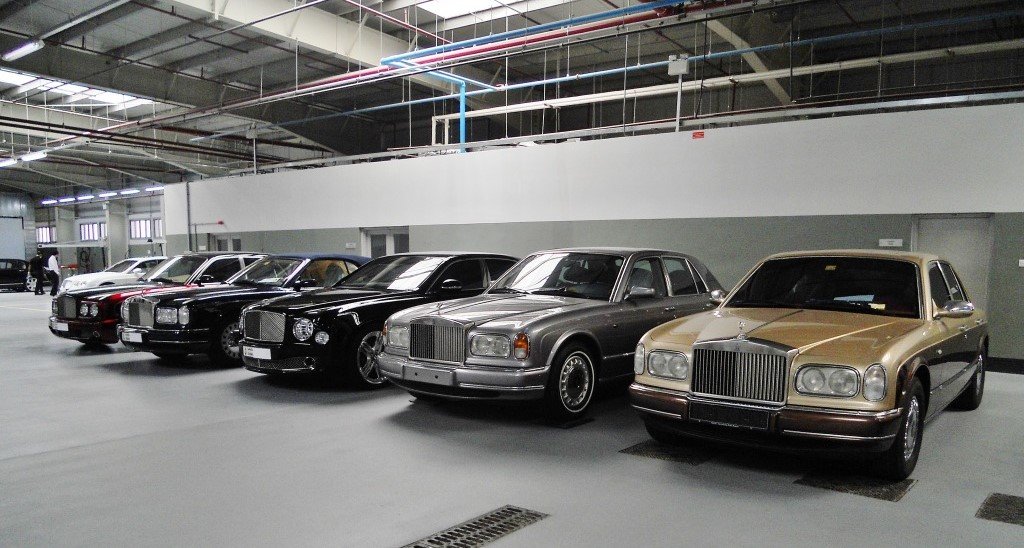 Bentley service handover with written maintenance records