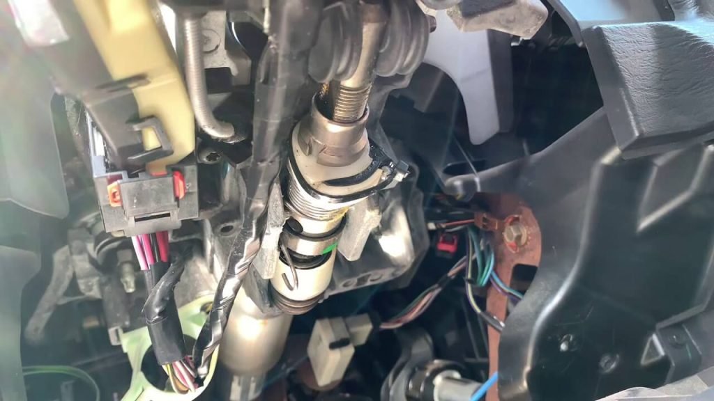 Dodge steering wheel and electronic steering inspection