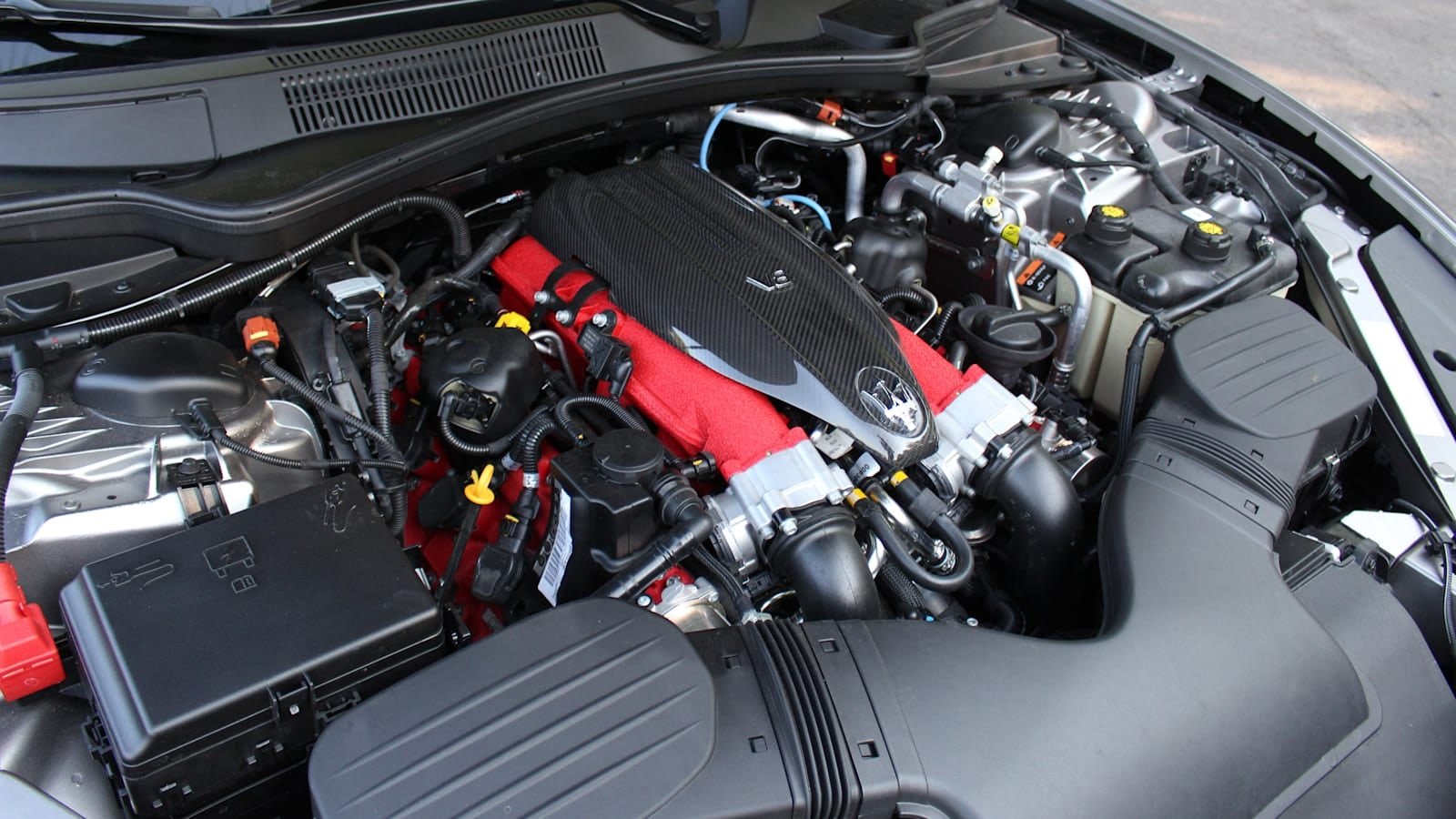 Maserati transmission diagnosis and repair inspection in Dubai