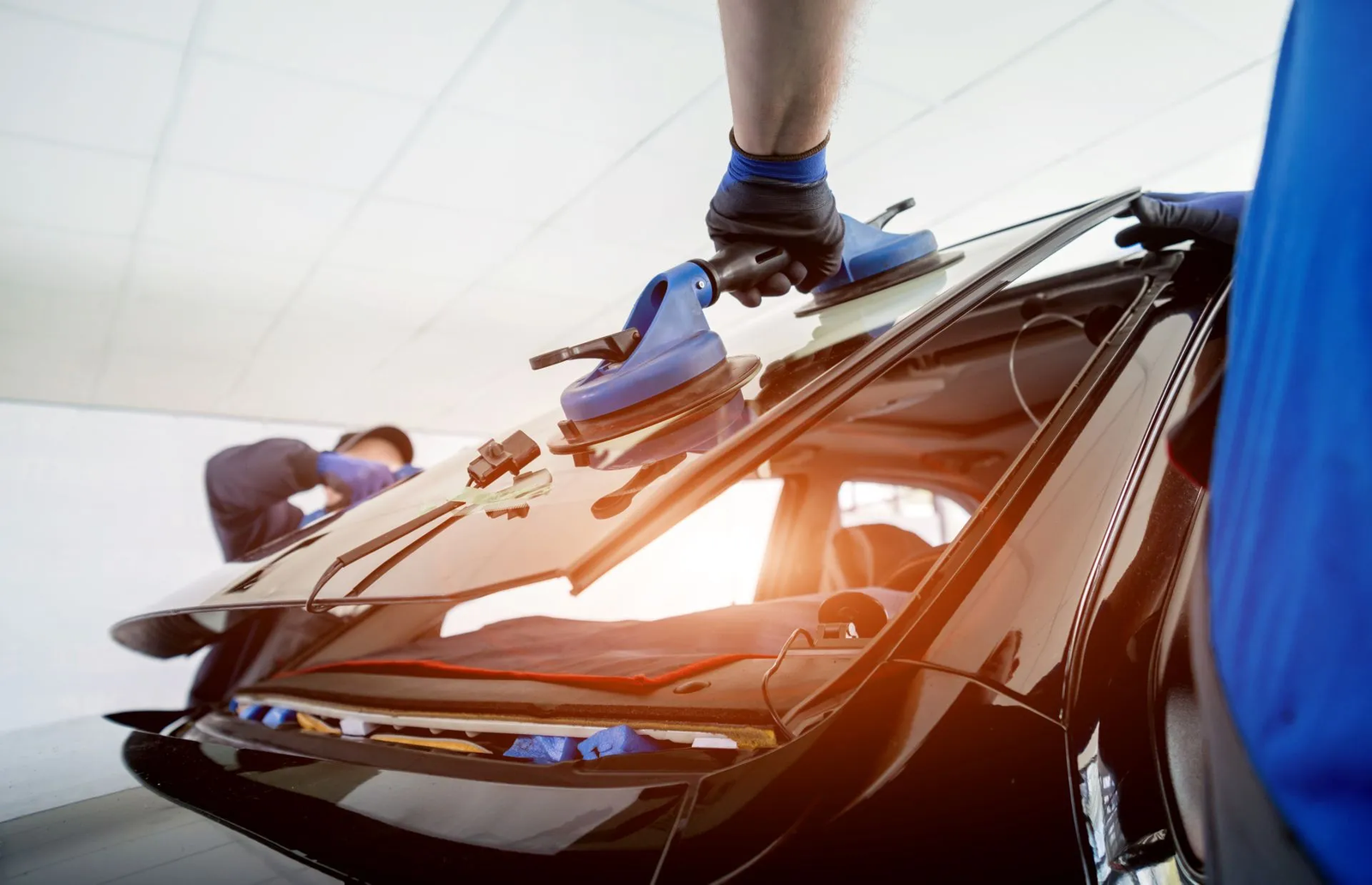 Mercedes windscreen replacement in Dubai