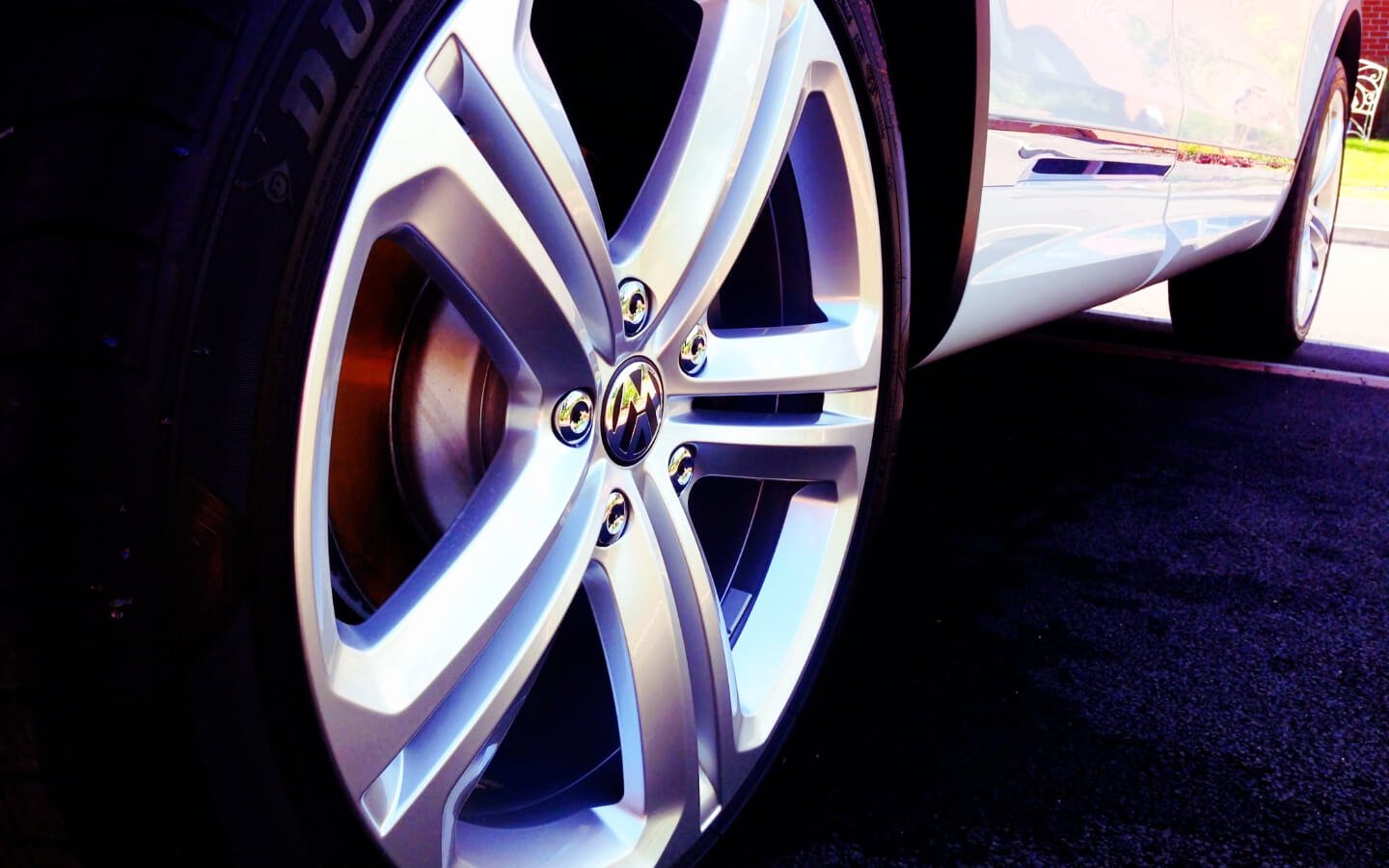 Volkswagen alloy wheel repair in Dubai