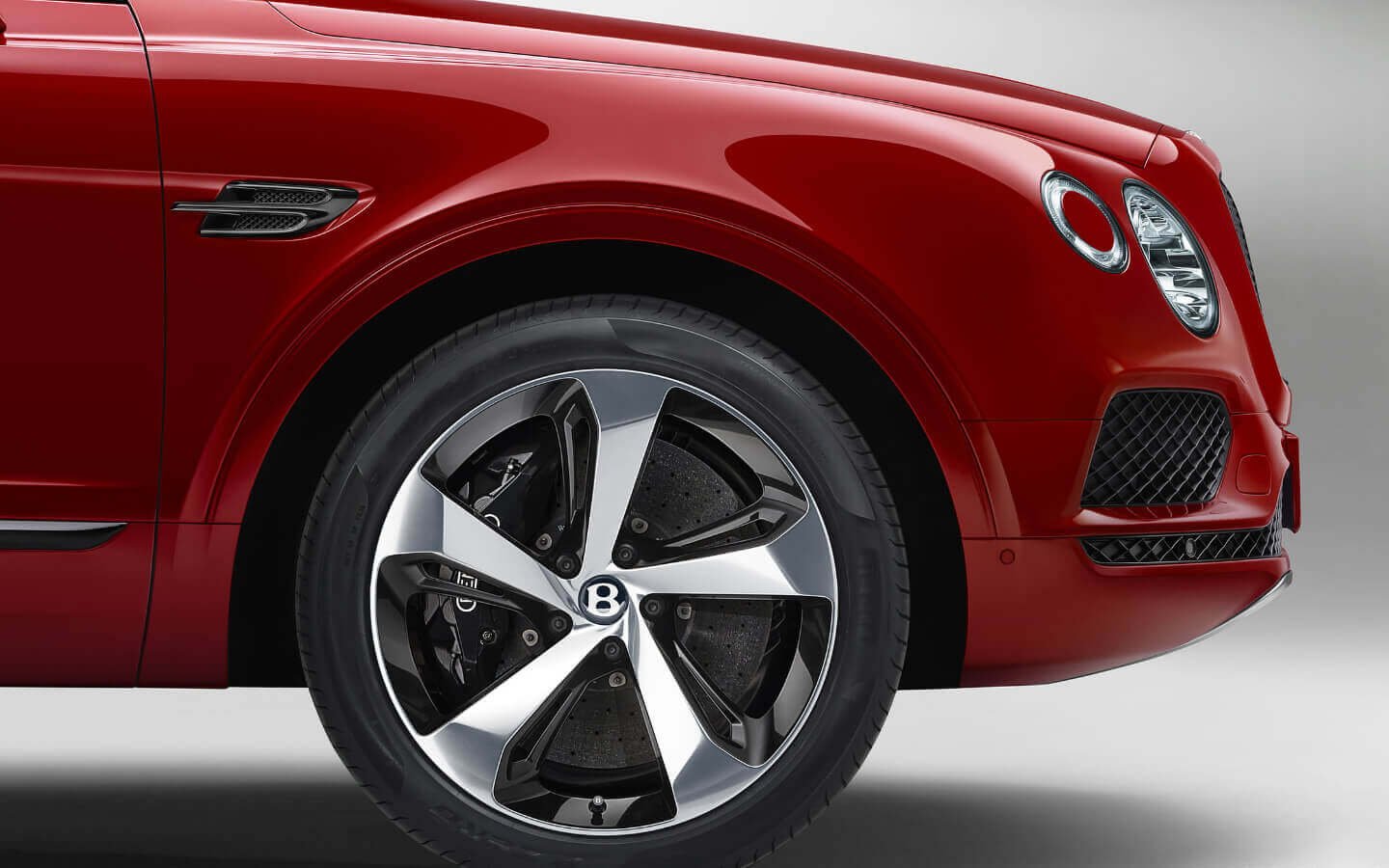 Bentley alloy wheel inspected for rim repair