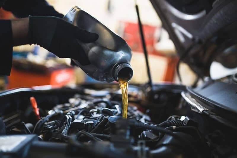 Jaguar engine oil service in a Dubai workshop
