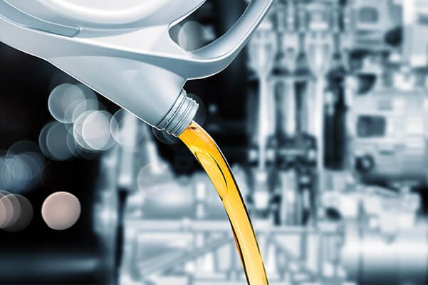 Land Rover oil filter and engine service parts