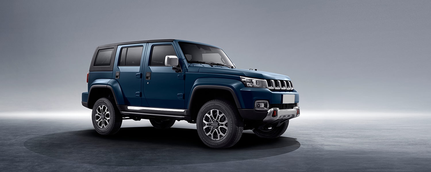 Blue BAIC SUV presented for repair assessment in Dubai